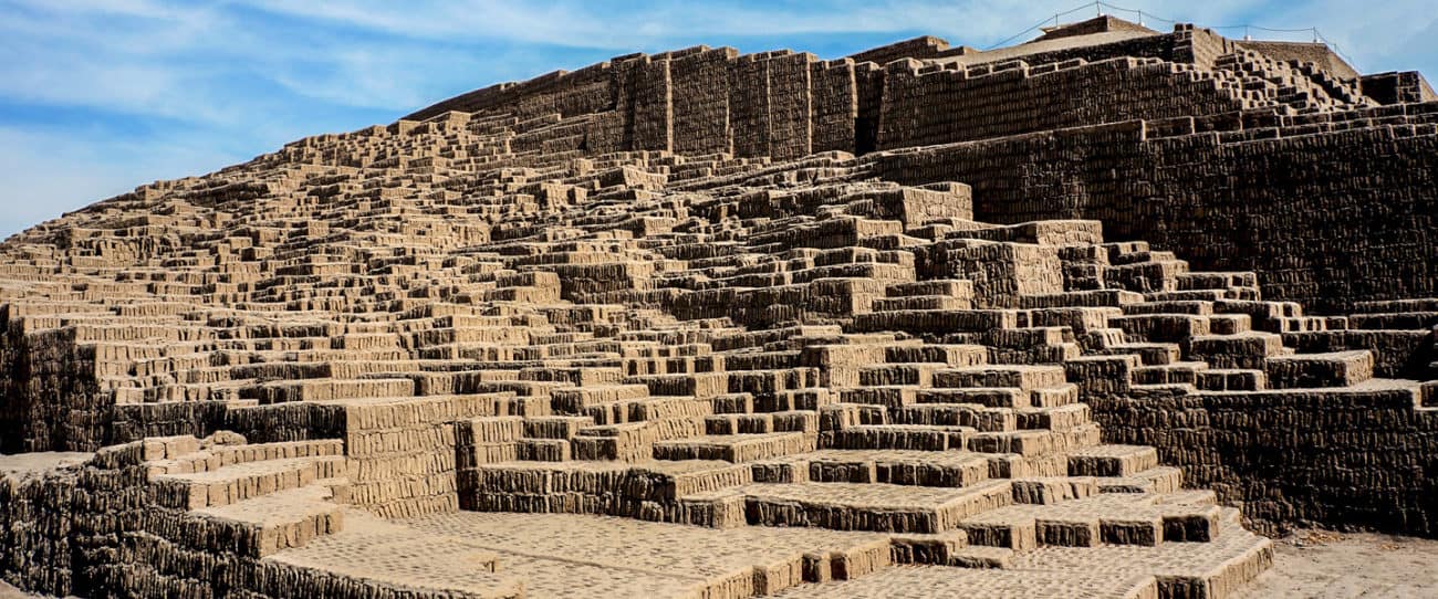 huaca pucllana foto peru hop